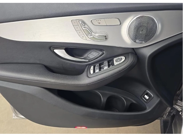 Mercedes-Benz GLC 300 4MATIC - автомобили, коли, обяви за нови и употребявани 9