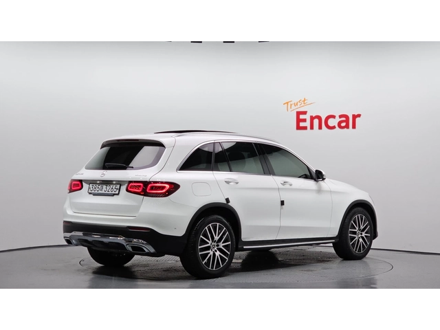 Mercedes-Benz GLC 300 4MATIC - автомобили, коли, обяви за нови и употребявани 2