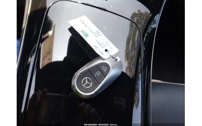Mercedes-Benz GLC 300 4MATIC - автомобили, коли, обяви за нови и употребявани 9