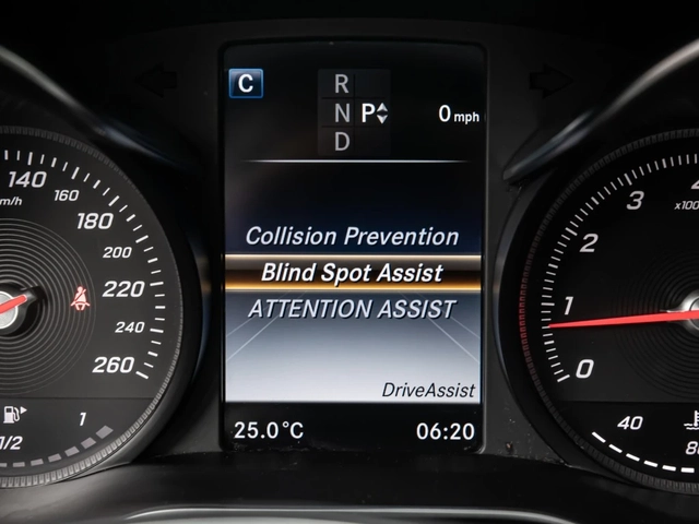 Mercedes-Benz GLC 300 GLC 300 4MATIC | Burmester | Panorama | HUD | Navi - автомобили, коли, обяви за нови и употребявани 7