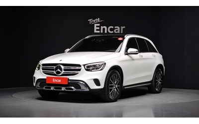 mercedes-benz-glc-300 - 0