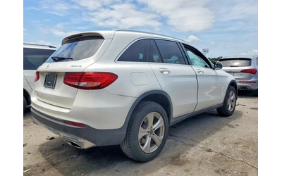 mercedes-benz-glc-300 - 2