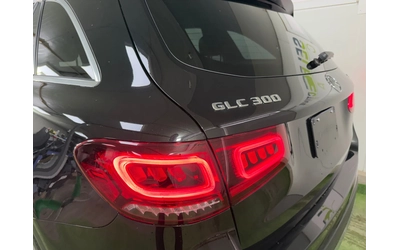 mercedes-benz-glc-300 - 5