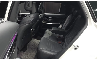 Mercedes-Benz GLC 300 4MATIC | AMG | DISTRONIC | BURMESTER - автомобили, коли, обяви за нови и употребявани 8