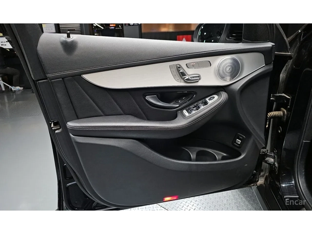 Mercedes-Benz GLC 300 4MATIC AMG Coupe* HUD* ДИСТРОНИК* ПАНОРАМА - автомобили, коли, обяви за нови и употребявани 15