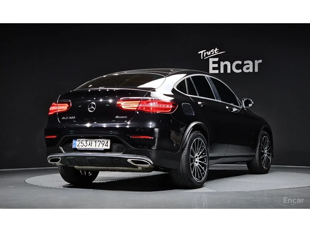 Mercedes-Benz GLC 300 4MATIC AMG Coupe* HUD* ДИСТРОНИК* ПАНОРАМА - автомобили, коли, обяви за нови и употребявани 2