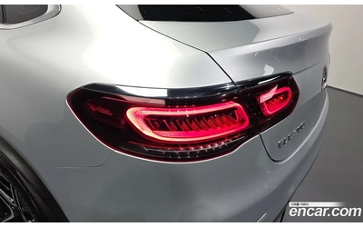 mercedes-benz-glc-300 - 4