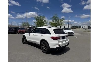 mercedes-benz-glc-300 - 2