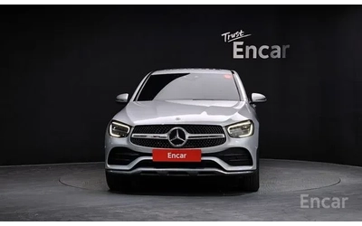 mercedes-benz-glc-300 - 1