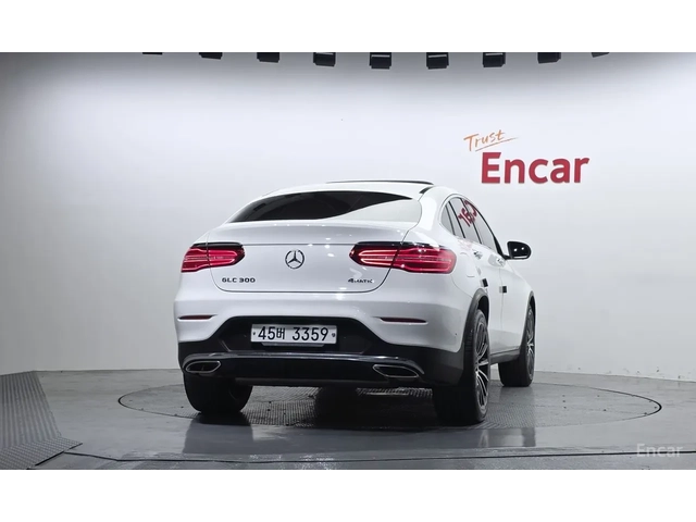 Mercedes-Benz GLC 300 Coupe* AMG LINE* 360* HUD* Burmester* - автомобили, коли, обяви за нови и употребявани 3