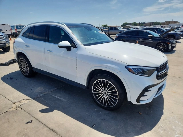 Mercedes-Benz GLC 300 * 4MATIC* - автомобили, коли, обяви за нови и употребявани 2