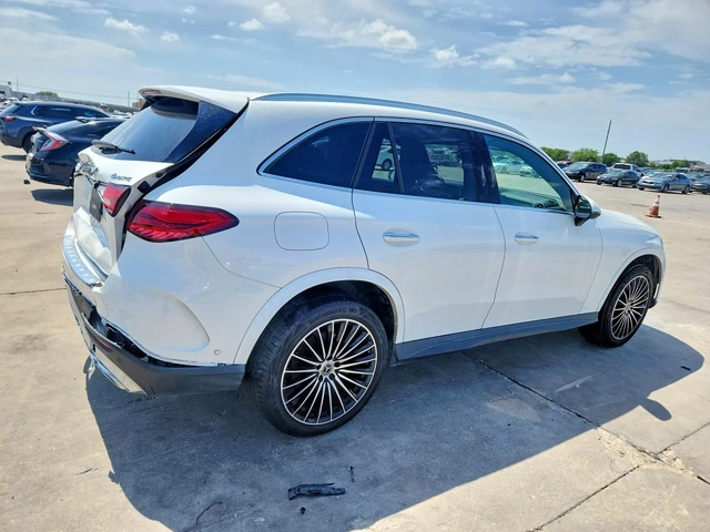 Mercedes-Benz GLC 300 * 4MATIC* - автомобили, коли, обяви за нови и употребявани 3