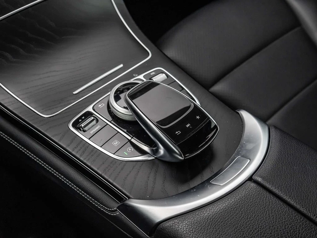 Mercedes-Benz GLC * 300 4M * CARFAX * ЦЕНА ДО БГ - автомобили, коли, обяви за нови и употребявани 15