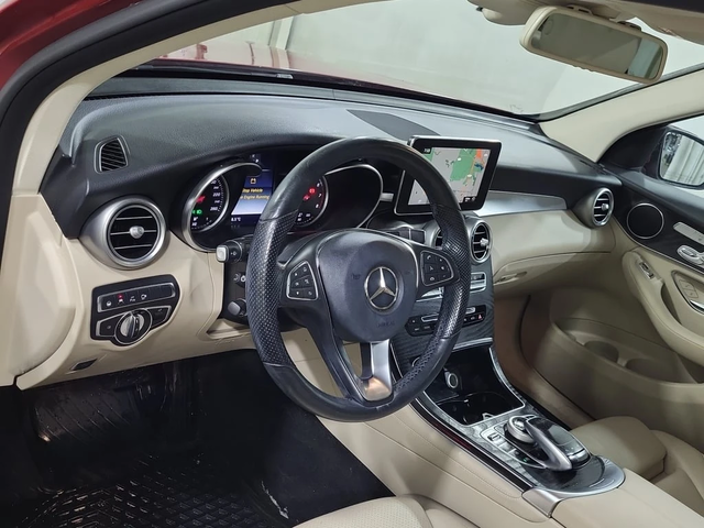 Mercedes-Benz GLC * 300 * CARFAX * ЦЕНА ДО БГ - автомобили, коли, обяви за нови и употребявани 10