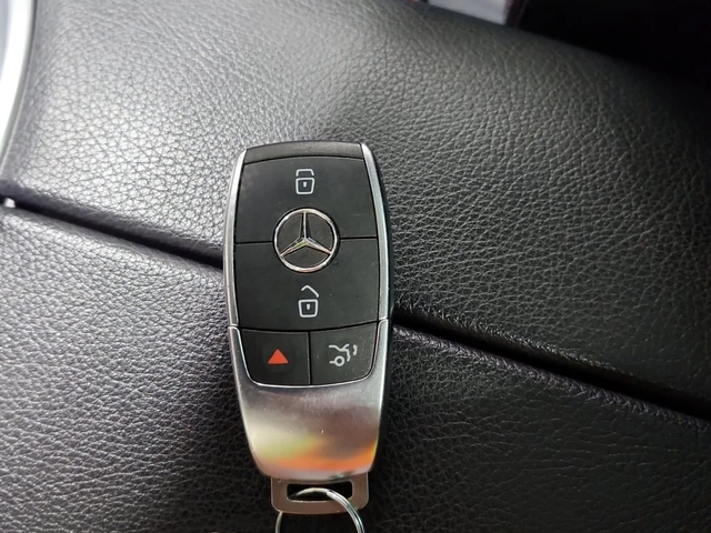 Mercedes-Benz GLC * 300 * CARFAX * ЦЕНА ДО БГ - автомобили, коли, обяви за нови и употребявани 7