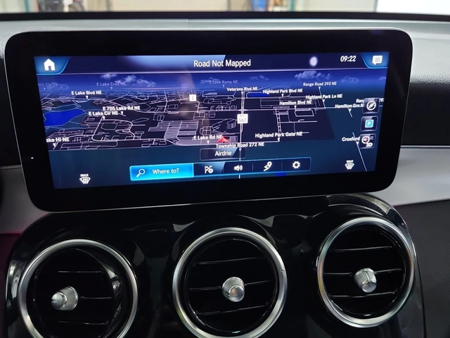 Mercedes-Benz GLC * 300 * CARFAX * ЦЕНА ДО БГ - автомобили, коли, обяви за нови и употребявани 9