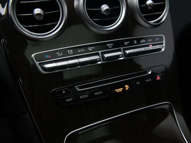 Mercedes-Benz GLC 350 350e 4MATIC Plug in Hybrid* ЛИЗИНГ - автомобили, коли, обяви за нови и употребявани 9