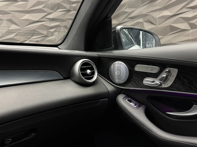 Mercedes-Benz GLC 400 d 4Matic AMG Line* Burmester* 360 - автомобили, коли, обяви за нови и употребявани 14