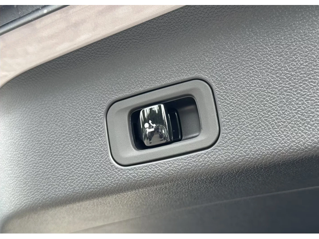 Mercedes-Benz GLC GLC - автомобили, коли, обяви за нови и употребявани 17