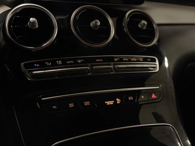 Mercedes-Benz GLC * АвтоКредит * (ЦЕНА ДО БГ) - автомобили, коли, обяви за нови и употребявани 13