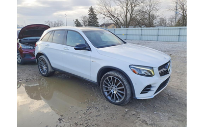 mercedes-benz-glc-43-amg-3-0l-6-all-wheel-drive - 3