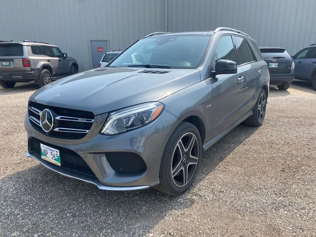 Mercedes-Benz GLC 43 AMG ДИСТРОНИК * PANO * ПОДГРЕВИ * CARFAX - автомобили, коли, обяви за нови и употребявани 0