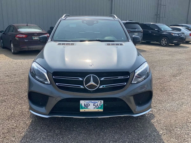 Mercedes-Benz GLC 43 AMG ДИСТРОНИК * PANO * ПОДГРЕВИ * CARFAX - автомобили, коли, обяви за нови и употребявани 5