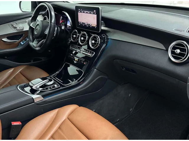 Mercedes-Benz GLC 43 AMG COUPE * ПОДГРЕВИ * BURMESTER * PANO * ДИСТРОНИК - автомобили, коли, обяви за нови и употребявани 11