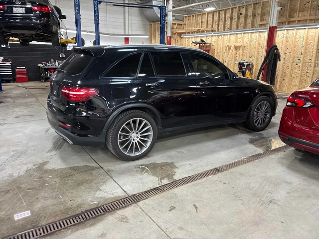 Mercedes-Benz GLC 43 AMG ДИСТРОНИК * ПОДГРЕВ * ПАНОРАМА * 360 * BURMESTER - автомобили, коли, обяви за нови и употребявани 2