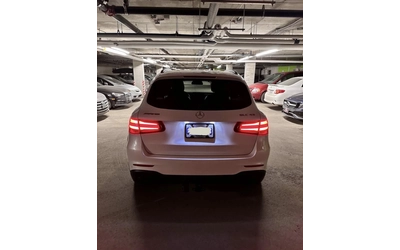mercedes-benz-glc-43-amg - 2