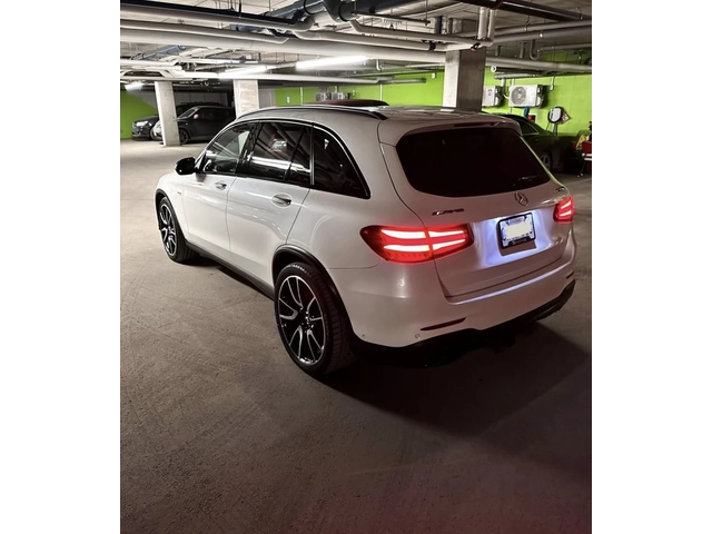 Mercedes-Benz GLC 43 AMG DESIGNO * BURMSTER * ПАНОРАМА * 360 КАМ * CARFAX * - автомобили, коли, обяви за нови и употребявани 3