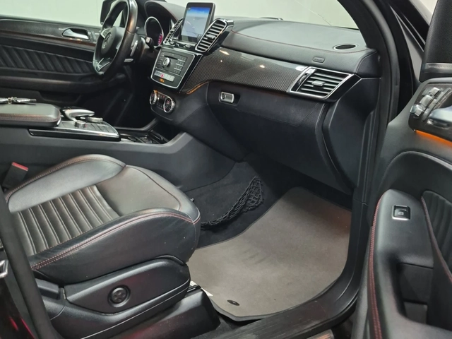 Mercedes-Benz GLC 43 AMG * * CARFAX * * АВТО КРЕДИТ * * БЕЗ ИНЦИДЕНТИ - автомобили, коли, обяви за нови и употребявани 9