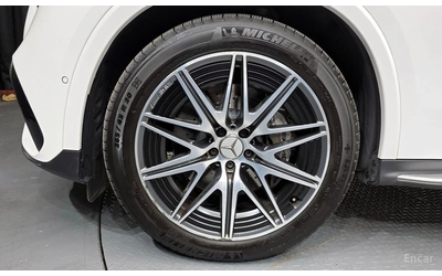 mercedes-benz-glc-43-amg - 4
