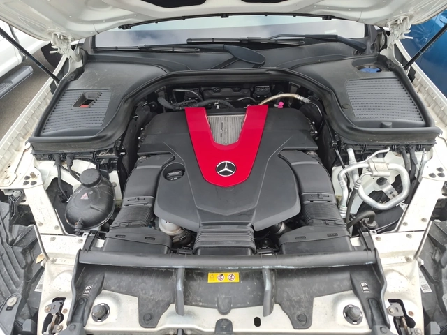 Mercedes-Benz GLC 43 AMG 4MATIC - автомобили, коли, обяви за нови и употребявани 12