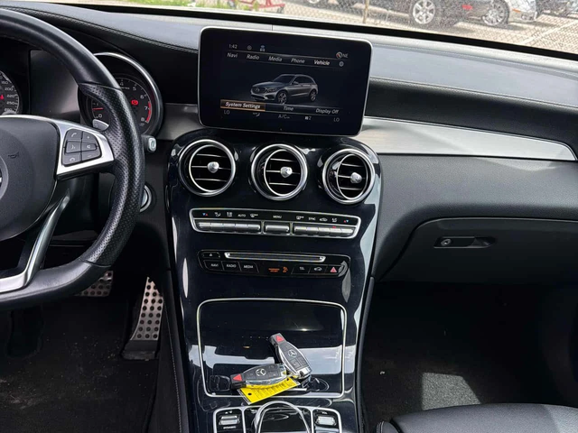 Mercedes-Benz GLC * AMG 43 * ДИСТРОНИК * ПОДГРЕВ * 360 * ПАНОРАМА - автомобили, коли, обяви за нови и употребявани 8