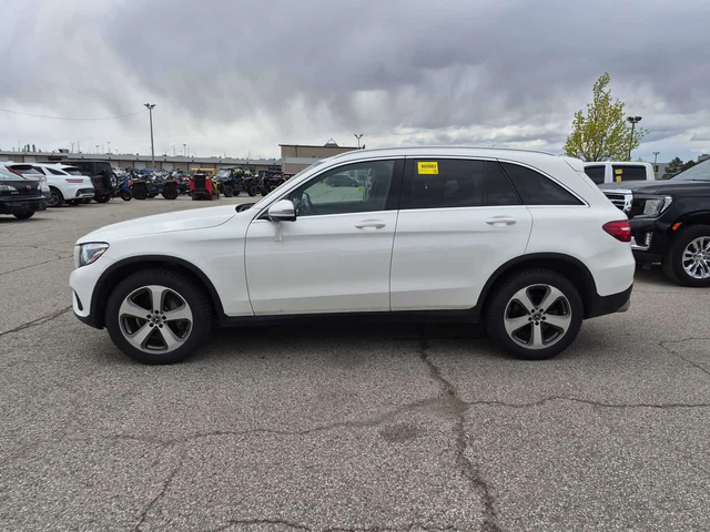 Mercedes-Benz GLC * 300 * ПОДГРЕВ * ВТОРИ ГУМИ * ОТ ПРЕДСТАВИТЕЛСТВО - автомобили, коли, обяви за нови и употребявани 1