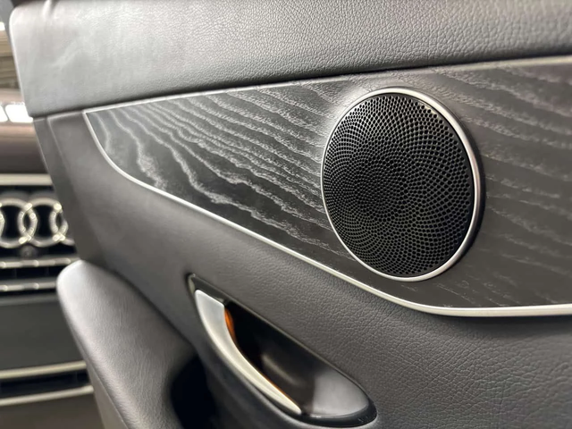 Mercedes-Benz GLC 300| 4MATIC| AMGPKG| WOOD| LEATHER| DUALSUNROOF| L - автомобили, коли, обяви за нови и употребявани 11