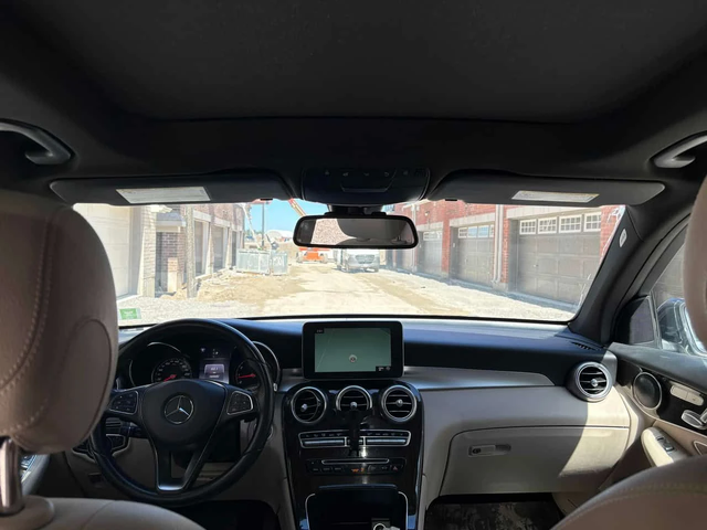 Mercedes-Benz GLC * 300 * ПАНОРАМА * ПОДГРЕВ * ПРЕДСТАВИТЕЛСТВО - автомобили, коли, обяви за нови и употребявани 9