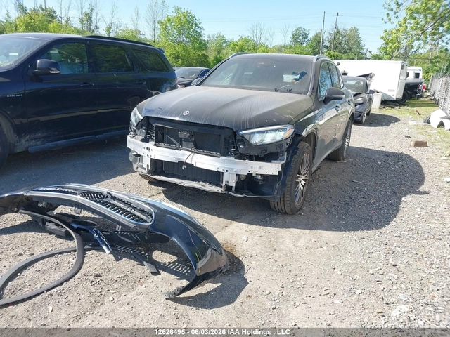 Mercedes-Benz GLC 300 4MATIC - автомобили, коли, обяви за нови и употребявани 1