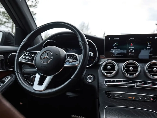 Mercedes-Benz GLC 300 4MATIC - автомобили, коли, обяви за нови и употребявани 12