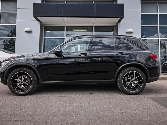 Mercedes-Benz GLC 300 4MATIC - автомобили, коли, обяви за нови и употребявани 2