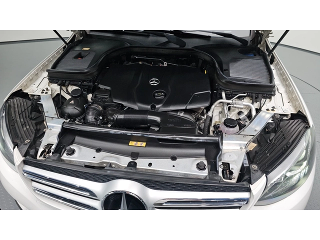 Mercedes-Benz GLC GLC220d 4MATIC | Memory | Ел. волан | Панорама - автомобили, коли, обяви за нови и употребявани 4