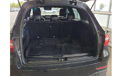 Mercedes-Benz GLC 63 AMG S * BURMESTER * 360 * PANO * CARFAX - автомобили, коли, обяви за нови и употребявани 13