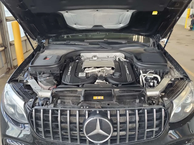 Mercedes-Benz GLC 63 AMG S * BURMESTER * 360 * PANO * CARFAX - автомобили, коли, обяви за нови и употребявани 16