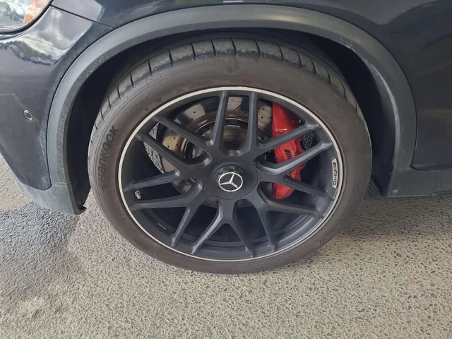 Mercedes-Benz GLC 63 AMG S * BURMESTER * 360 * PANO * CARFAX - автомобили, коли, обяви за нови и употребявани 5