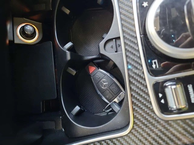 Mercedes-Benz GLC 63 AMG S * BURMESTER * 360 * PANO * CARFAX - автомобили, коли, обяви за нови и употребявани 7