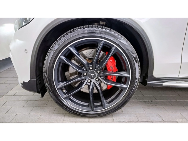 Mercedes-Benz GLC 63 AMG S* 4MATIC* DISTRONIC* ПОДГРЕВ* 360* КАМЕРА* - автомобили, коли, обяви за нови и употребявани 15