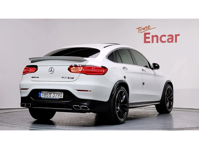 Mercedes-Benz GLC 63 AMG S* 4MATIC* DISTRONIC* ПОДГРЕВ* 360* КАМЕРА* - автомобили, коли, обяви за нови и употребявани 2