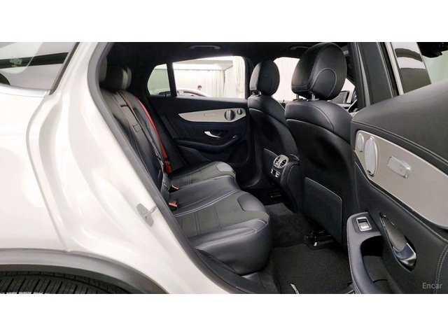 Mercedes-Benz GLC 63 AMG S* 4MATIC* DISTRONIC* ПОДГРЕВ* 360* КАМЕРА* - автомобили, коли, обяви за нови и употребявани 9