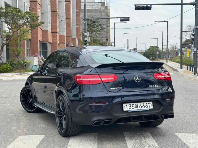 Mercedes-Benz GLC 63 AMG 4MATIC* BURMESTER* ДИСТРОНИК* 360КАМЕРА* LANE* ASS - автомобили, коли, обяви за нови и употребявани 1